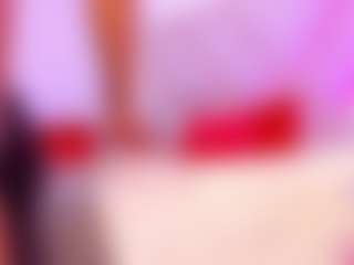 Live cam show with Mariana Santos - Oil on infinitiblacc.com