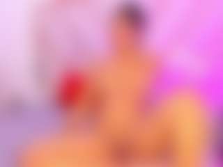 Live cam show with Mariana Santos - Ebony Teen (18+) on Camsoda