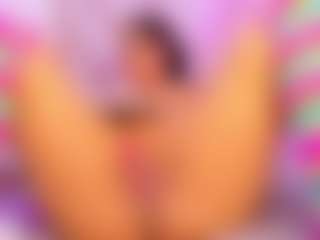 Live cam show with Mariana Santos - Camel Toe on Camsoda