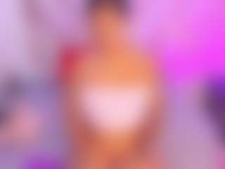 Live cam show with Mariana Santos - Erotic Dance on madthumbs
