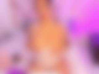 Live cam show with Mariana Santos - Ebony Big Tits on Uber Horny