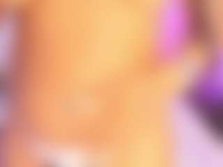 Live cam show with Mariana Santos - Camel Toe on livesuperchat.net