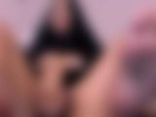 Mia Quevedo's Live Sex Cam Show