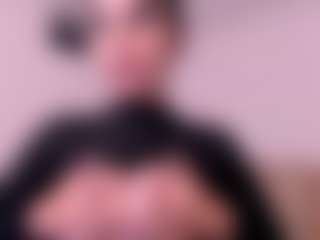 Mia Quevedo's Live Sex Cam Show