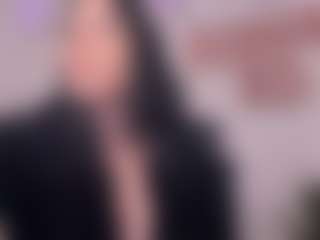 Live cam show with Mia Quevedo - Twerk on Camiplay Live