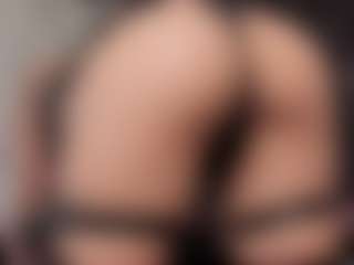 Aly Roses's Live Sex Cam Show