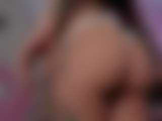 Live cam show with Aly Roses - Average on https://playwithruby.com
