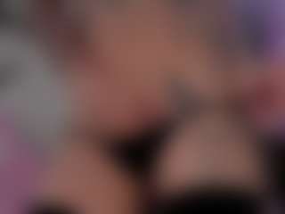 Live cam show with Aly Roses - Hairy Pussy on AdultVida.com