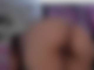 Live cam show with Aly Roses - Alternative on Camsoda