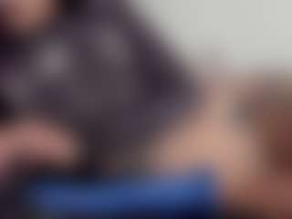 Live cam show with Aly Roses - Nipple Piercings on liverealitysex.com