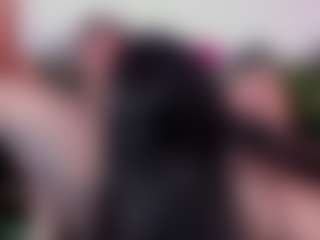 Live cam show with Aly Roses - Blowjob on Latina Girls