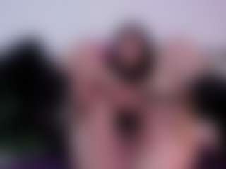Live cam show with Aly Roses - Skinny Teen (18+) on chickslive.net
