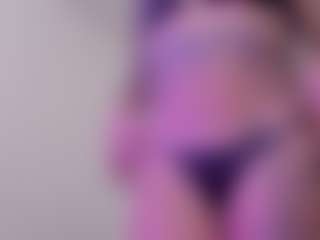 Live cam show with Aly Roses - Dildo Or Vibrator on sexytreat.net