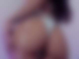 Live cam show with Aly Roses - Cosplay Granny on live.xbliss.ai
