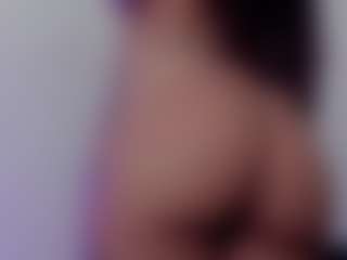 Live cam show with Aly Roses - Butt Plug on Camsoda
