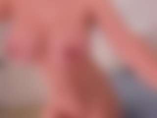 Live cam show with candyxtreo - Living Room on StripNow