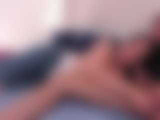 Live cam show with candyxtreo - Bedroom on Uber Horny