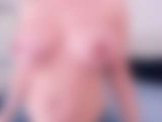 candyxtreo's Live Sex Cam Show