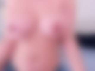 candyxtreo's Live Sex Cam Show