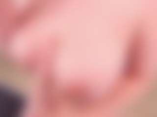 Live cam show with candyxtreo - Deepthroat on Camsoda