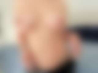 candyxtreo's Live Sex Cam Show
