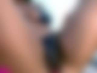 pinkrosaaa's Live Sex Cam Show