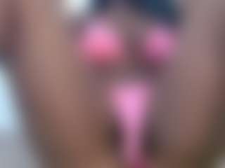 Live cam show with pinkrosaaa - Ebony on SxyPornLive | united states