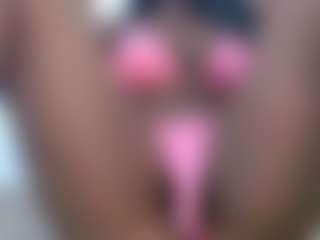 pinkrosaaa's Live Sex Cam Show