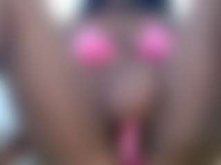 Live cam show with pinkrosaaa - Hairy Pussy on camgirlchat.live