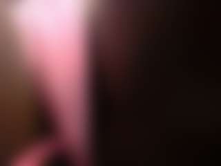Live cam show with pinkrosaaa - Brown Eyes on madthumbs