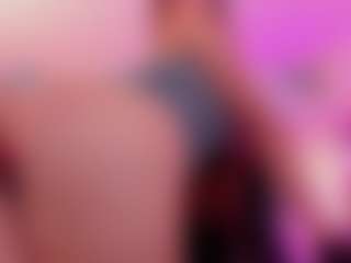 Sophia-rincon's Live Sex Cam Show