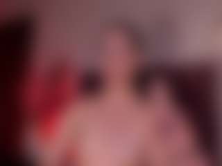 Live cam show with CelesteFord - Public on fapnchat