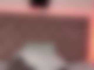 Live cam show with Dakota-Harris - Butt Plug on Camsoda