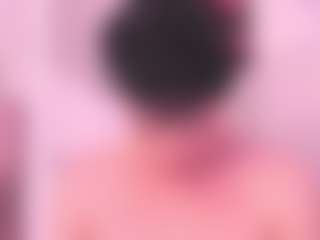 Live cam show with KylieMonet - Lean on livesexfox.com