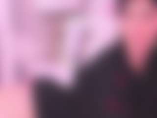 KylieMonet's Live Sex Cam Show