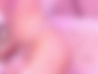 Live cam show with KylieMonet - Canadian on Uber Horny