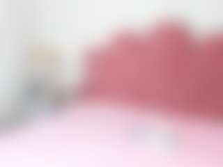 Live cam show with Big Ass candy - Flashing on Milfs Live