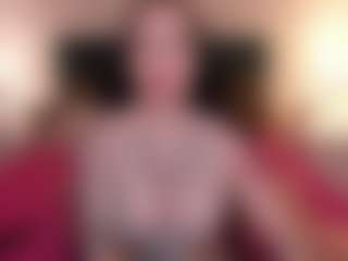 Live cam show with missAngellinaA - Blue Eyes on livesuperchat.net