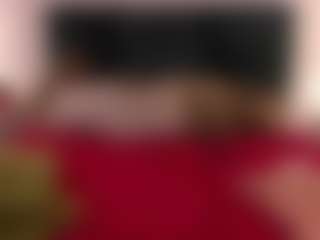 Live cam show with missAngellinaA - Average on CamClone