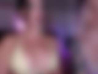 Phoenix Riley's Live Sex Cam Show