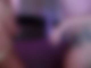 Phoenix Riley's Live Sex Cam Show