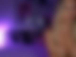 Phoenix Riley's Live Sex Cam Show