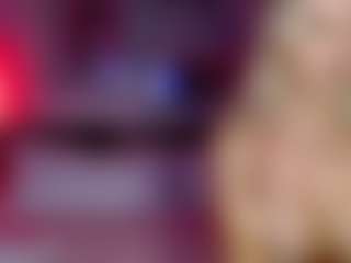 Phoenix Riley's Live Sex Cam Show