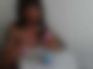 YazminRoyal's Live Sex Cam Show