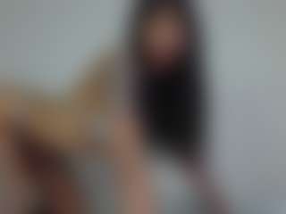 Live cam show with YazminRoyal - Athletic Cum on Uber Horny