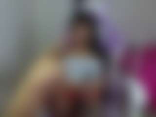 YazminRoyal's Live Sex Cam Show