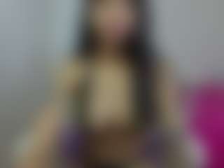 YazminRoyal's Live Sex Cam Show