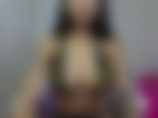 YazminRoyal's Live Sex Cam Show