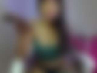 YazminRoyal's Live Sex Cam Show
