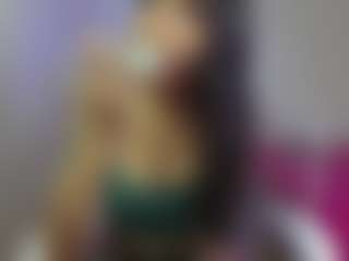 YazminRoyal's Live Sex Cam Show